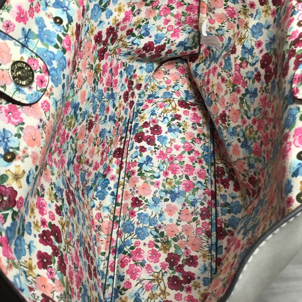 Steve Madden Cream Satchel Handbag Convertible Crossbody with Floral interior - Picture 13 of 16